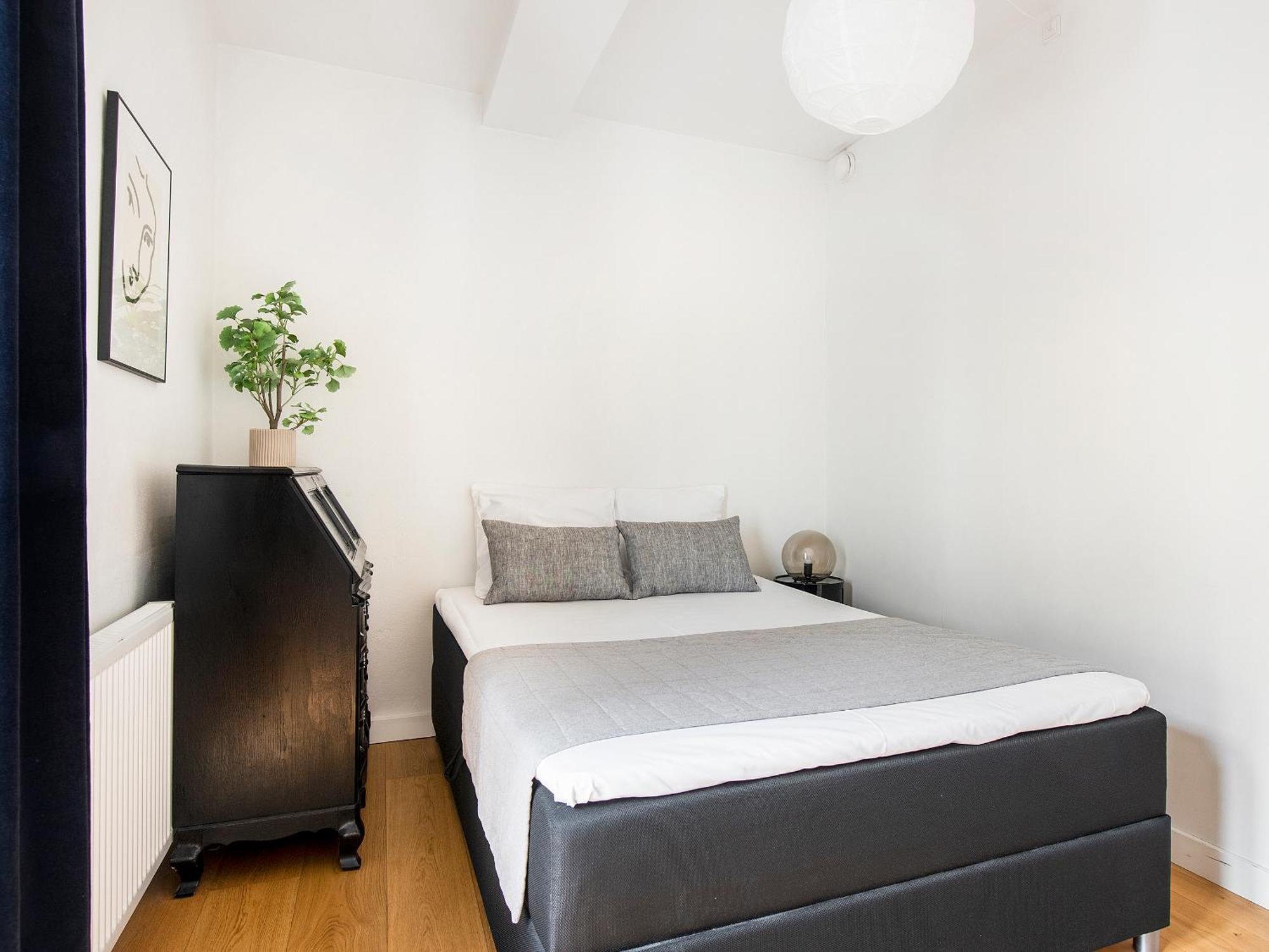 Sanders Leaves - Chic Three-Bedroom Apartment In Downtown 哥本哈根 外观 照片